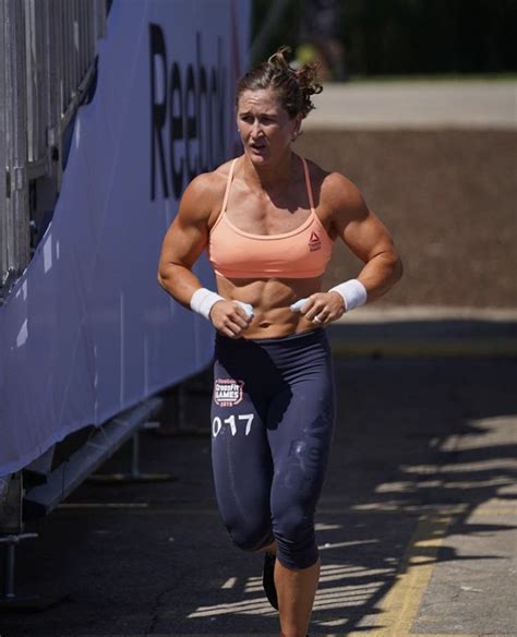 nsfw crossfit|Powerful Women Athletes Who Stripped Down for ESPNs Body。